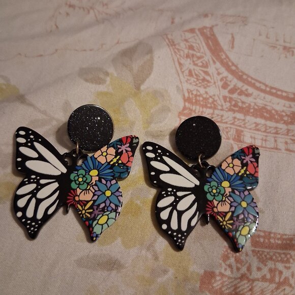 Avon Jewelry - BO HO  BUTTERFLY EARRINGS